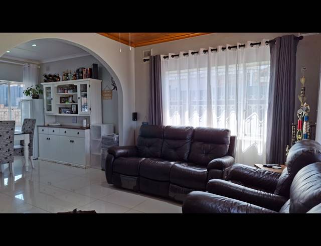 3 BEDROOM HOUSE FOR SALE IN BELFORT ESTATE